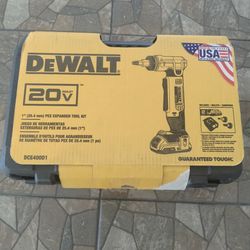 DeWalt 20v Pex Battery Y Charger New 