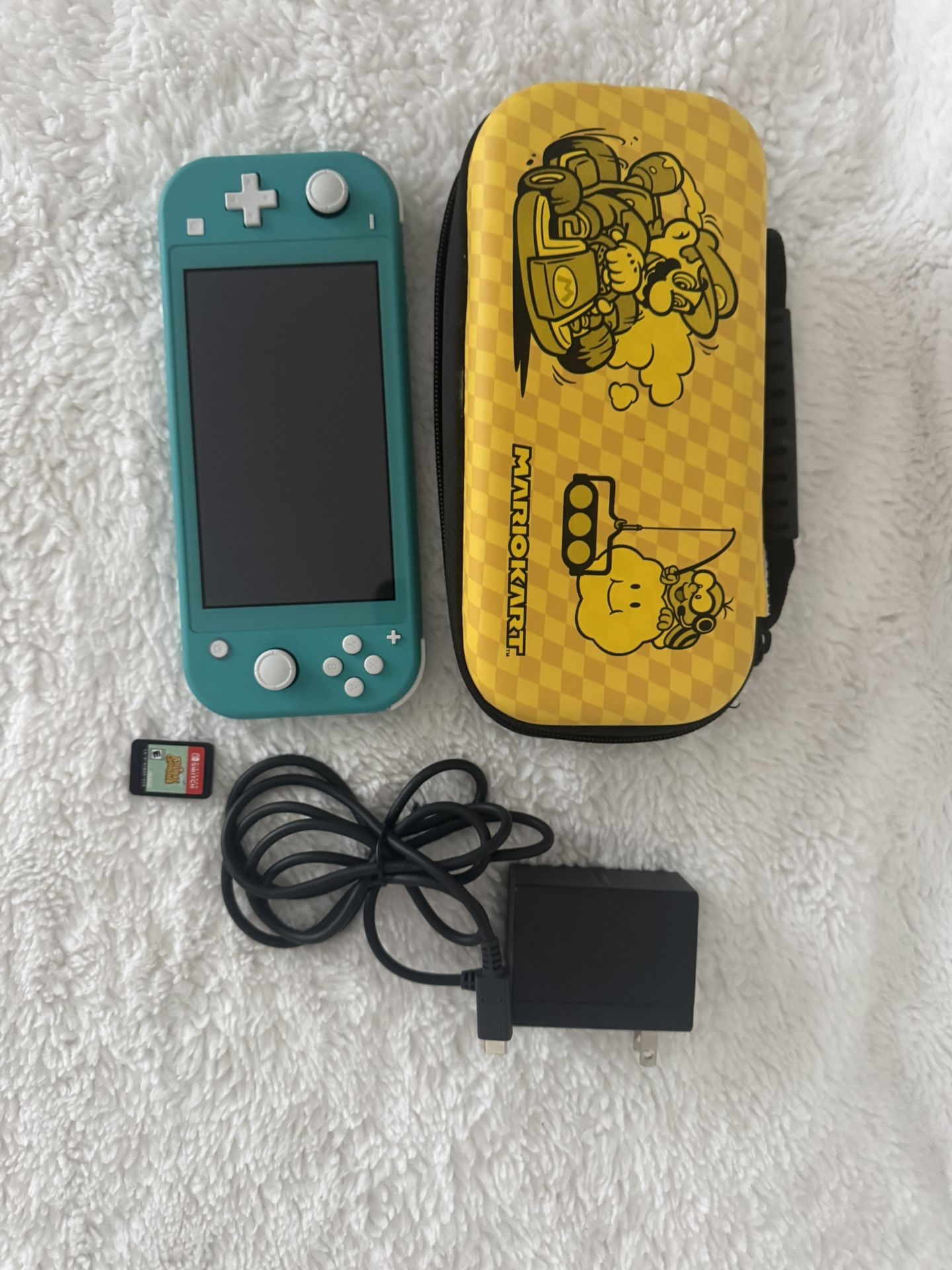 Nintendo Switch Lite Turquoise (Animal Crossing Switch Case