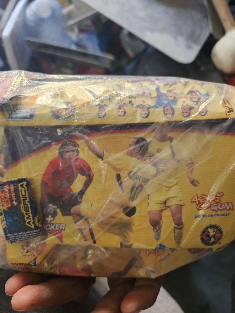 Vintage Club America Gum With Stickers