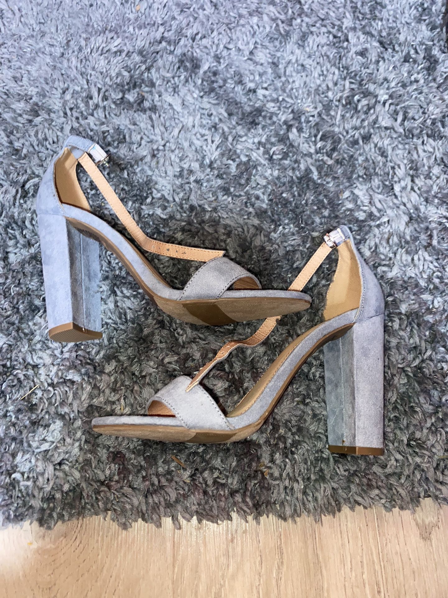Women’s Blue Heels