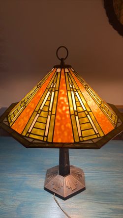 Vintage 1960’s Mission/Prairie Style Stained Glass Table Lamp- 24” (pristine)