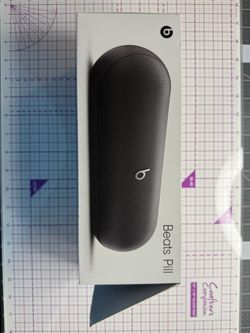 New Black Beats Pill Speaker