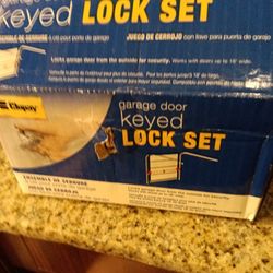 Garage Door Lock Key Lock Set Garage Door Made By Clopay