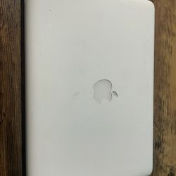Apple MacBook 