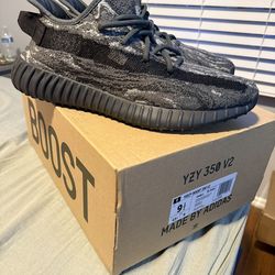 Adidas Yeezy Boost 350 V2 MX Dark Salt Size 9.5 Men’s