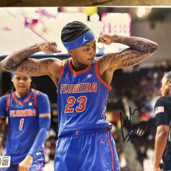 Florida Gators WCBB Star Liv McGill Autographed 8x10 Photo. Beckett Witnessed And Authenticated 