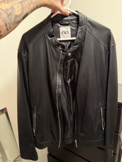 ZARA Men’s Black Leather Jacket L