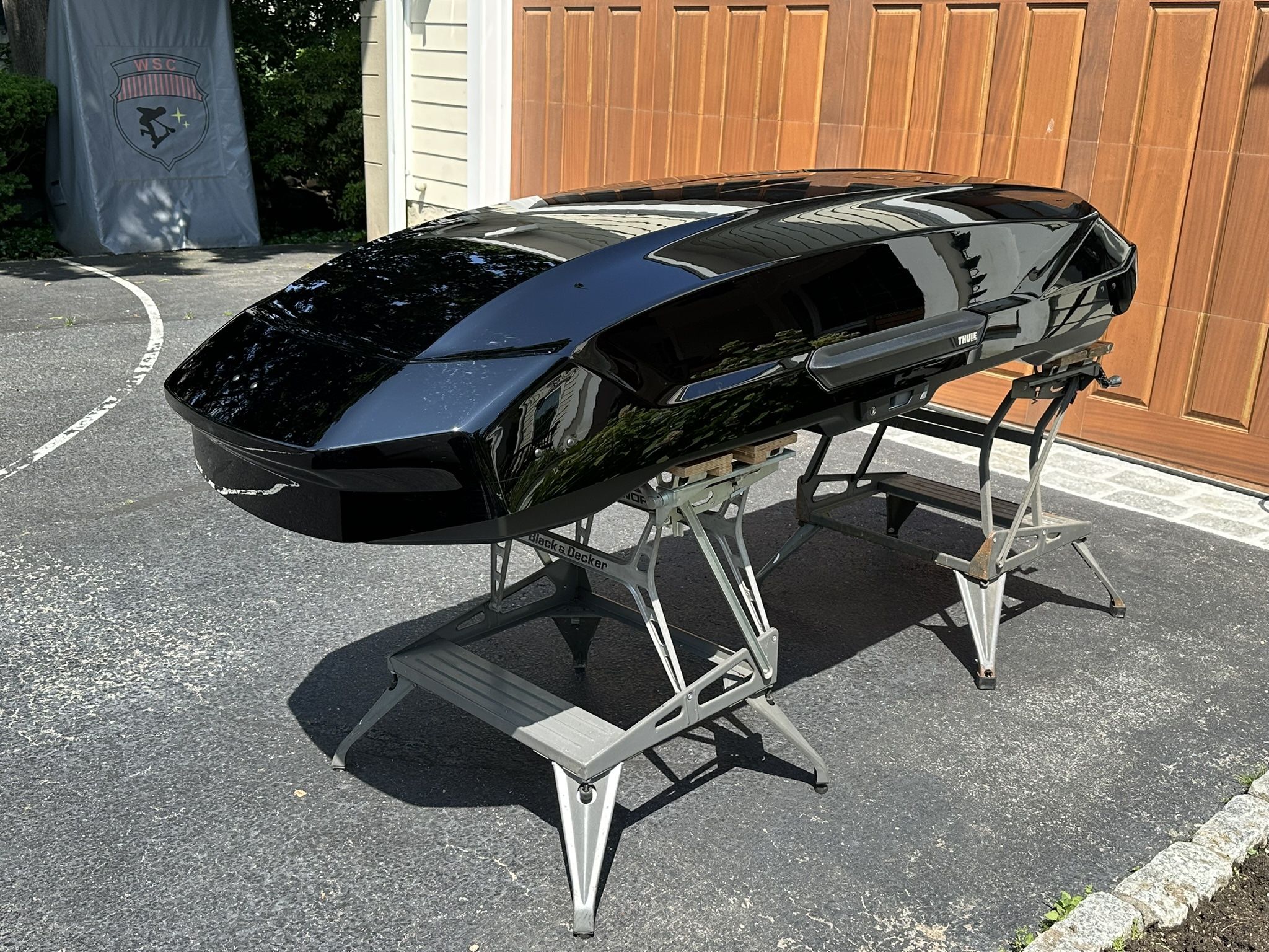 Thule Motion 3 Size XXL Cargo Box, “Almost New” Condition, Manufactured 2/6/2025