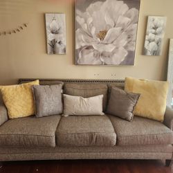 Free Sofa