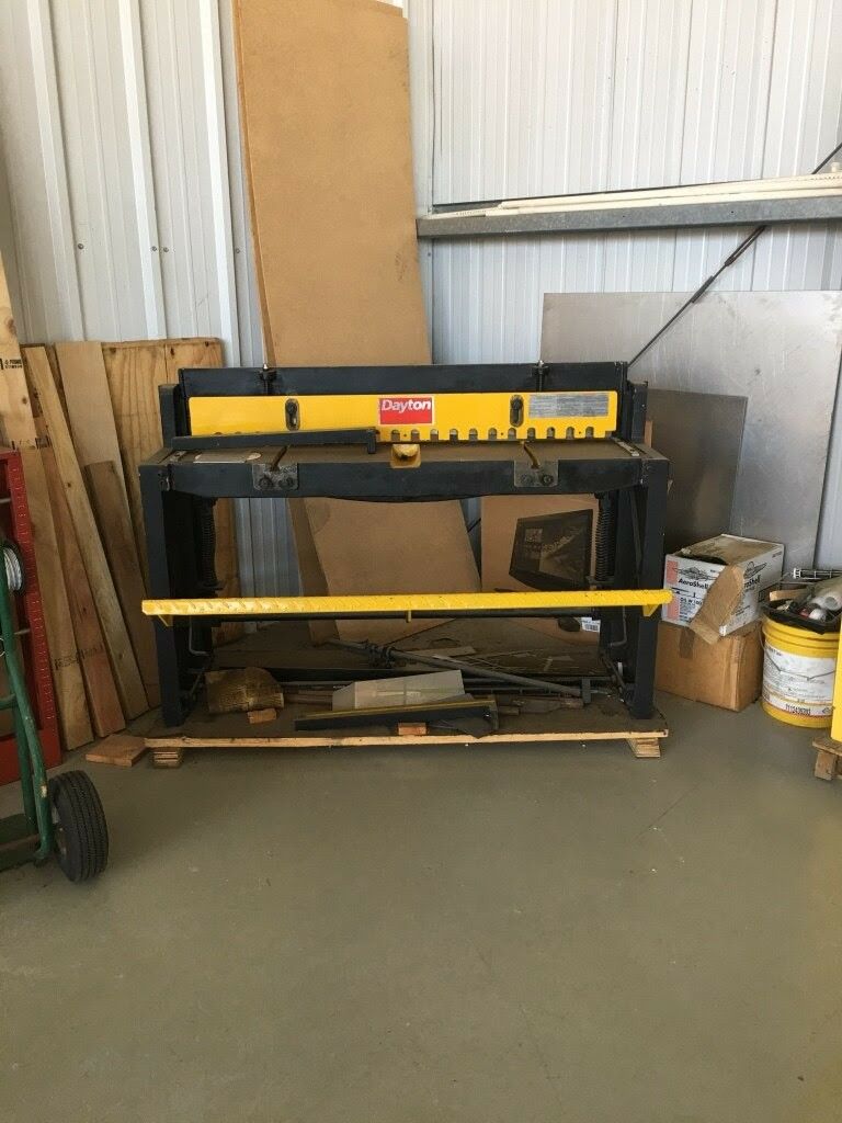 Dayton 4YG34 52" foot shear