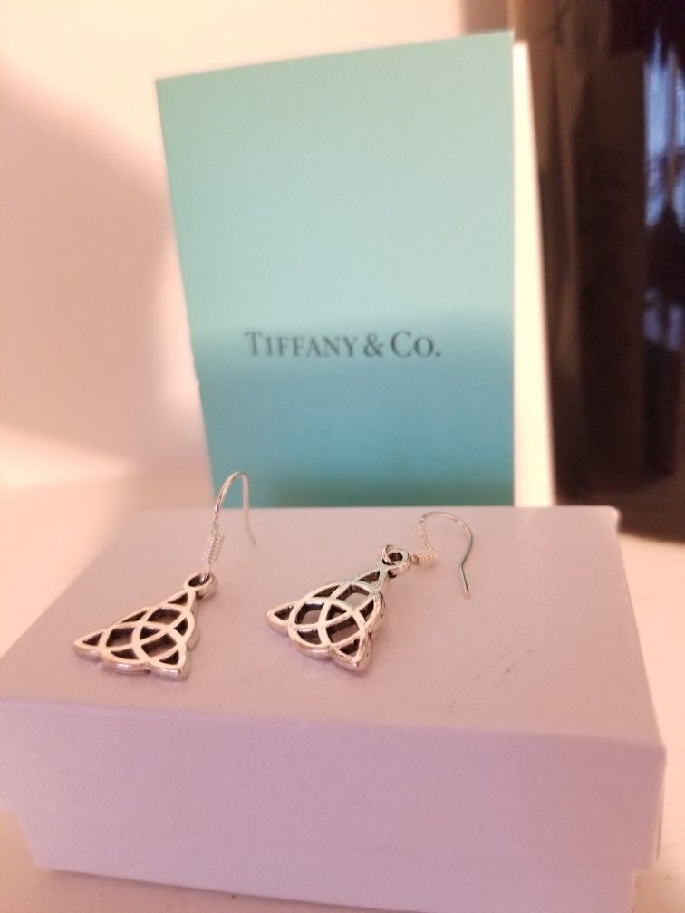 Celtic knot Earings With Tiffany's Perfume 