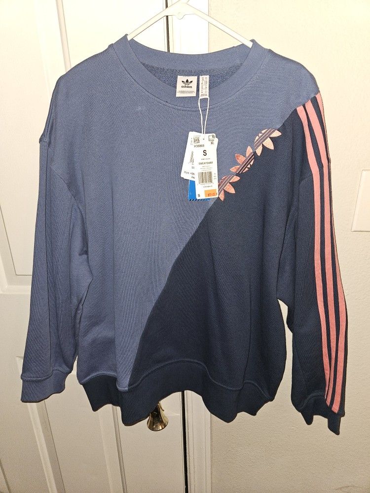 Adidas Sweatshirt Blue Size Small