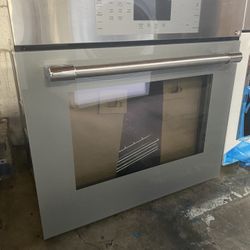 Thermador - Masterpiece 30" Built-In Single Electric Convection Wall Oven with Professional Handle, HomeConnect - Stainless Steel Model: ME301YPSKU