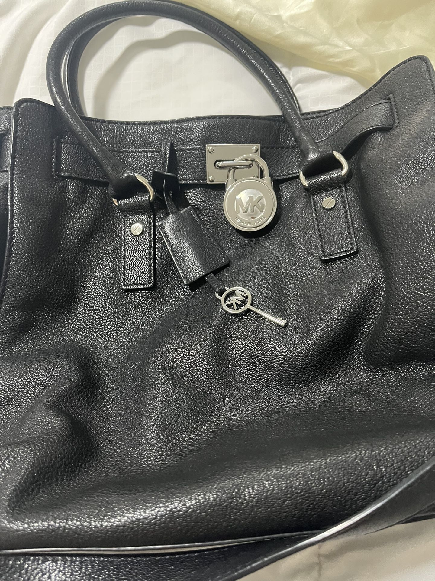 Authentic Brand New Michael Kors Black Leather Purse