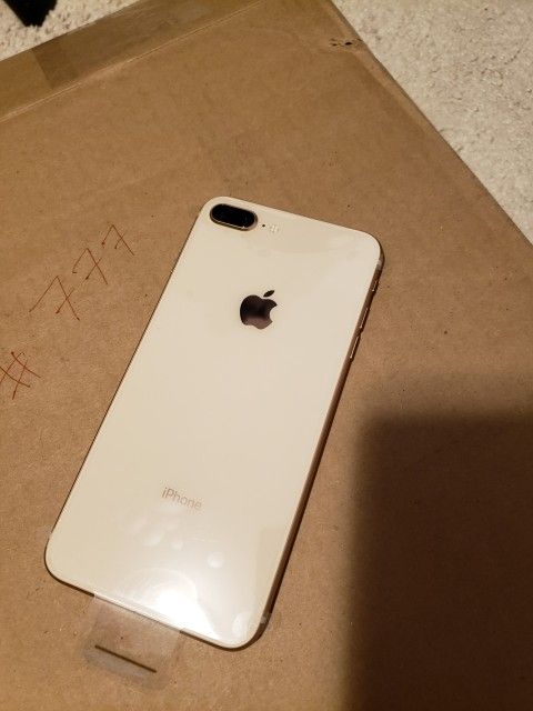 iPhone 8 Plus  , Unlocked   for all Company Carrier ,  Excellent Condition  Like New 