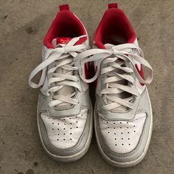 Nike shoes size 4.5