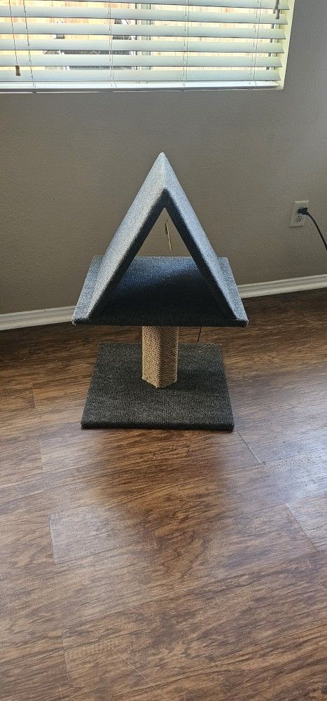 EveryYay Cat Tree/Post