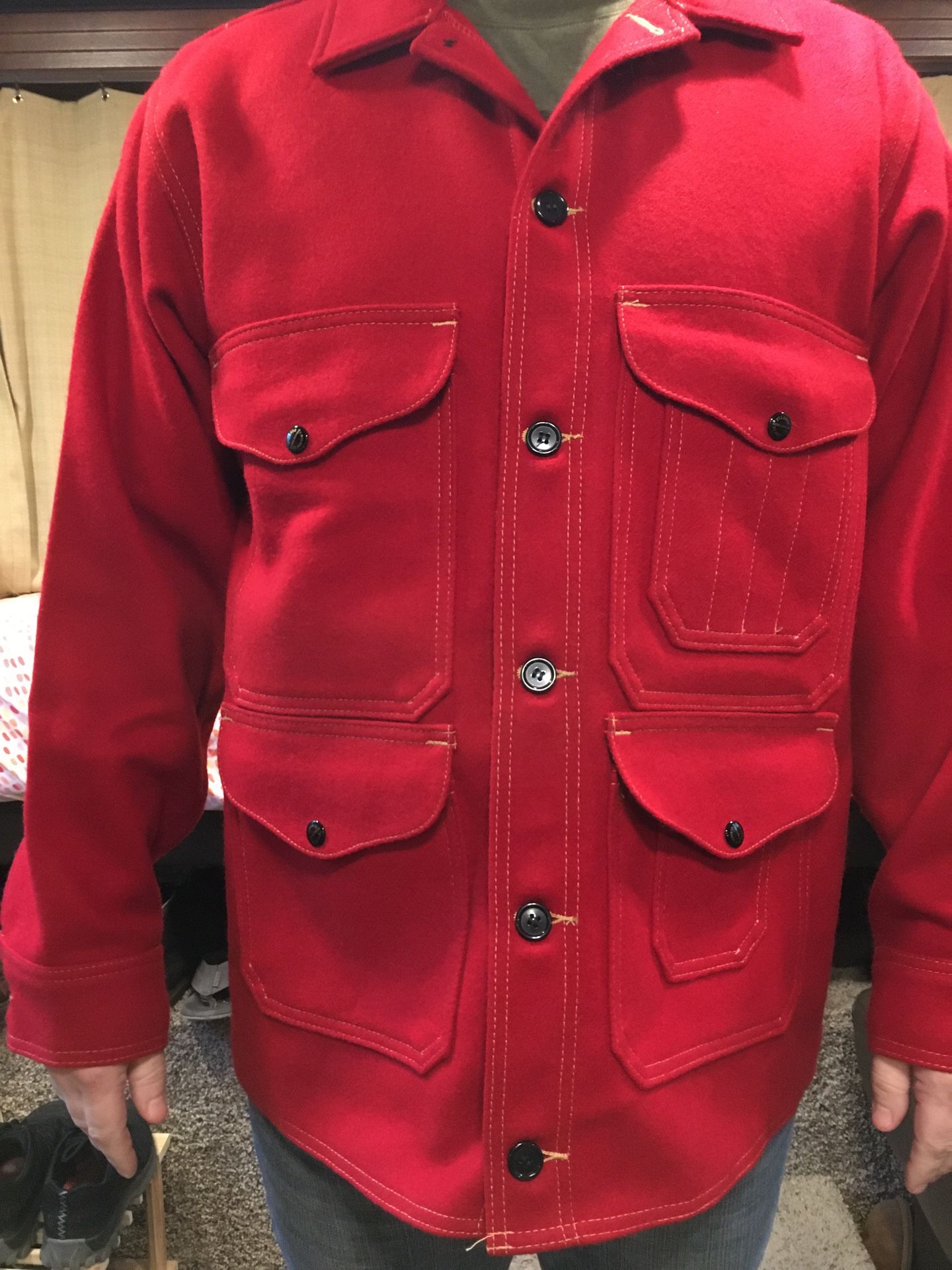 Men’s large scarlet mackinaw wool coat