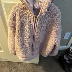 Girl Size 7-8 , 375 & pellicano 