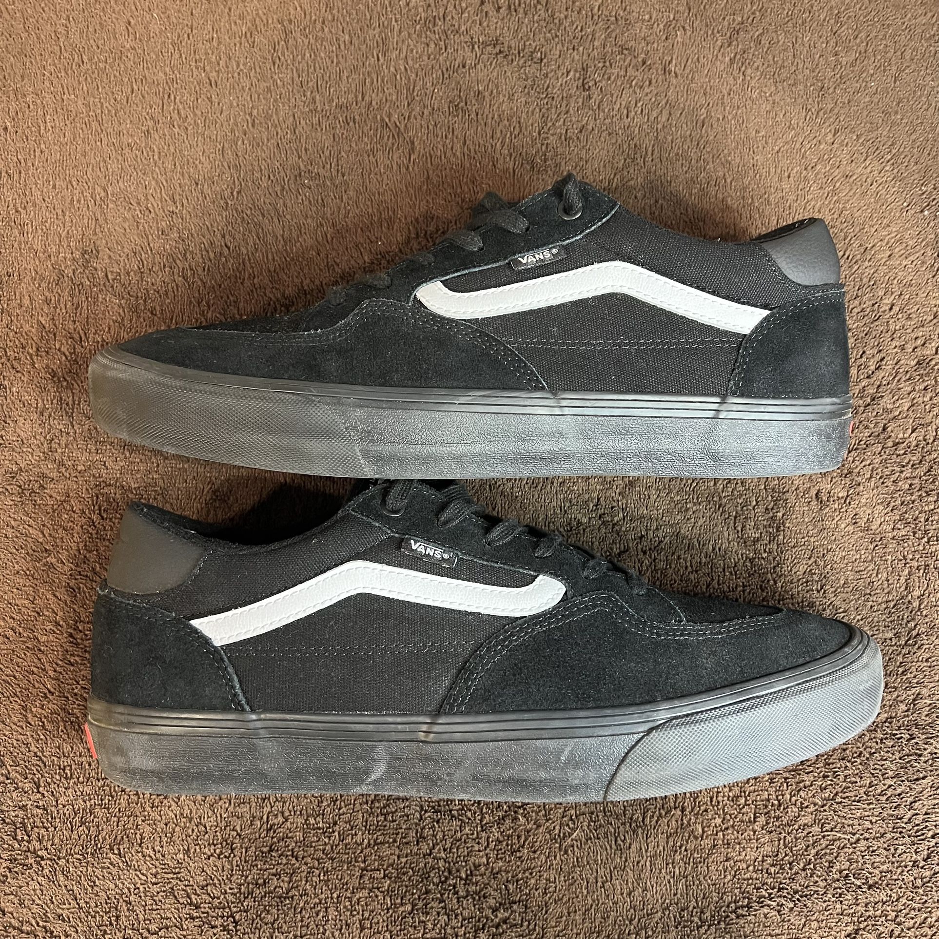 VANS ROWAN BLACK/BLACK/ WHITE STRIPE MEN’S SIZE 13