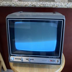 Vintage Sanyo TV Retro/Gaming  Made In Japan