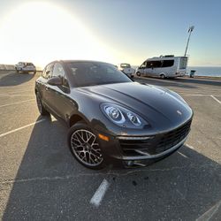 2018 Porsche Macan
