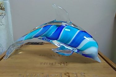 Glass dolphin