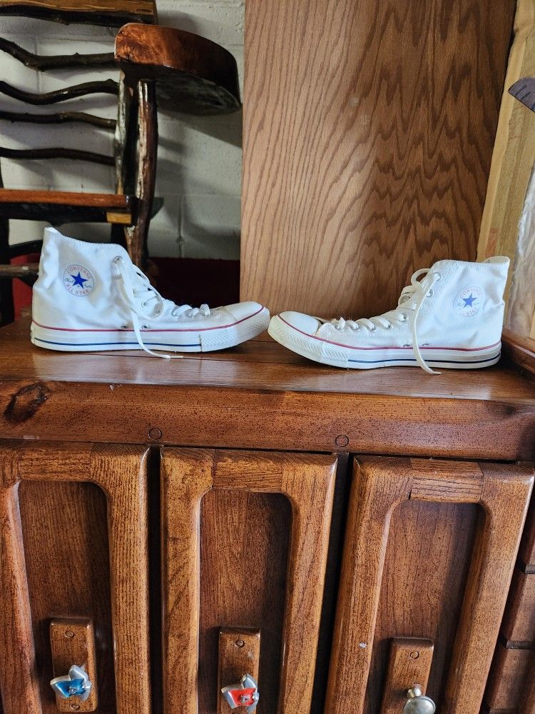 All Star Converse Original Old School Chuck Taylor Shoes!