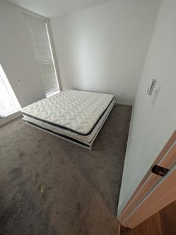 Mattress queen