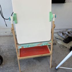 White board/chalk board