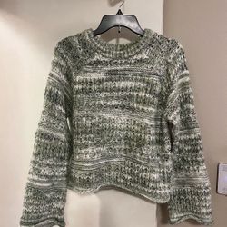 Universal Thread Women's Crewneck Pullover Sweater In Green & White Bell Sleeves(Size M)