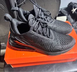 Nike Air Max 270 Triple Black Sneakers
