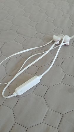 WIRELESS Headphones, lost charger need a new