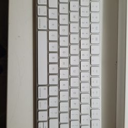 Apple Magic Keyboard