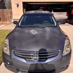 Nissan Altima 2012 