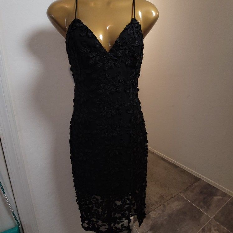 Bardot Black Lacy dress size 6