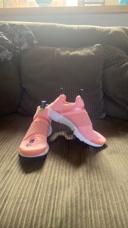 Girls super cute Nikes