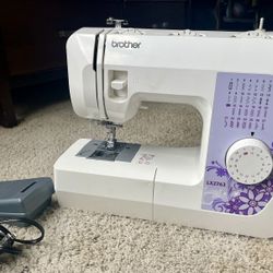 Brother LX2763 Lightweight Full-Featured Sewing Machine 63 Stitch