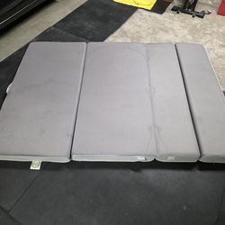 Folding Mattress/Pad