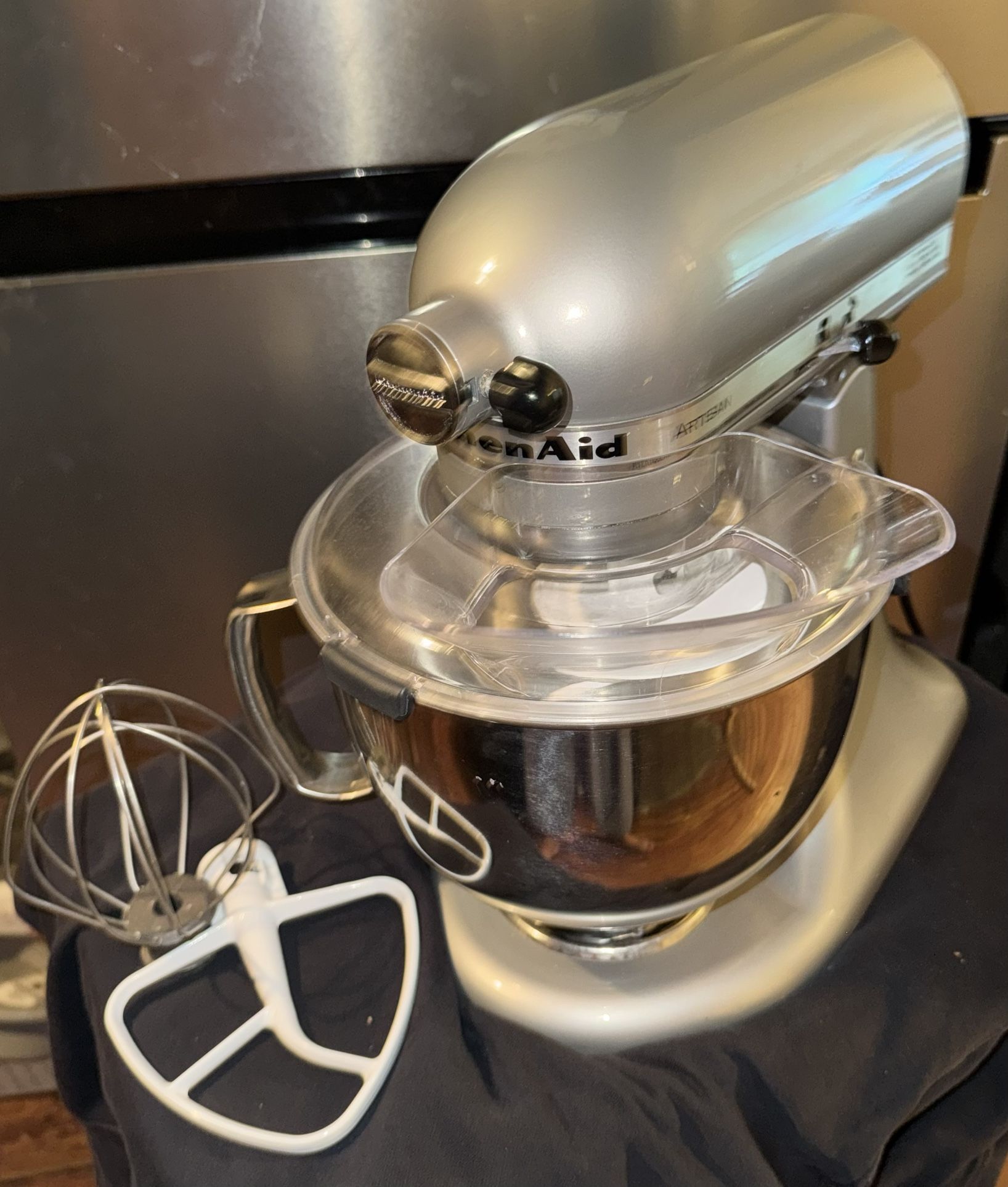 KitchenAid - Artisan Series 5 Quart Tilt-Head Stand Mixer - Metallic Chrome