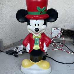 DISNEY CHRISTMAS CAROLER MICKEY MOUSE BLOW MOLD LIGHT OUTDOOR YARD DECOR 24”
