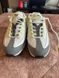 Nike Air Max 95 Neon Yellow Sneakers