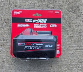 Milwaukee new battery 8ah FORGE