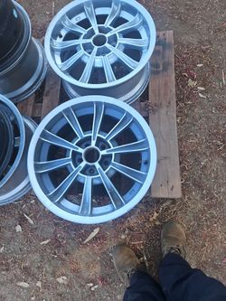 Mustang wheels