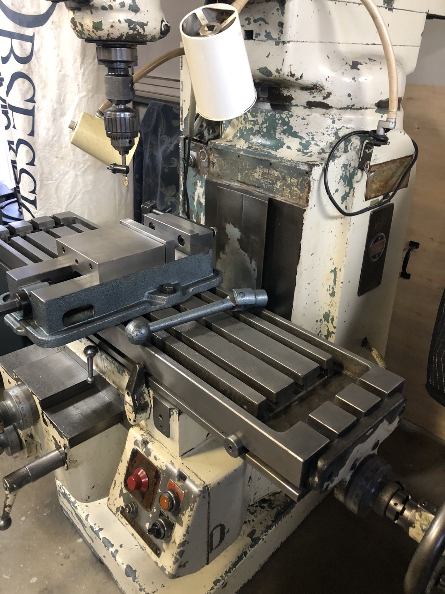 Milling Machine Gorton 122 Master mill Manual Knee Mill for Sale in Norwalk, CA OfferUp