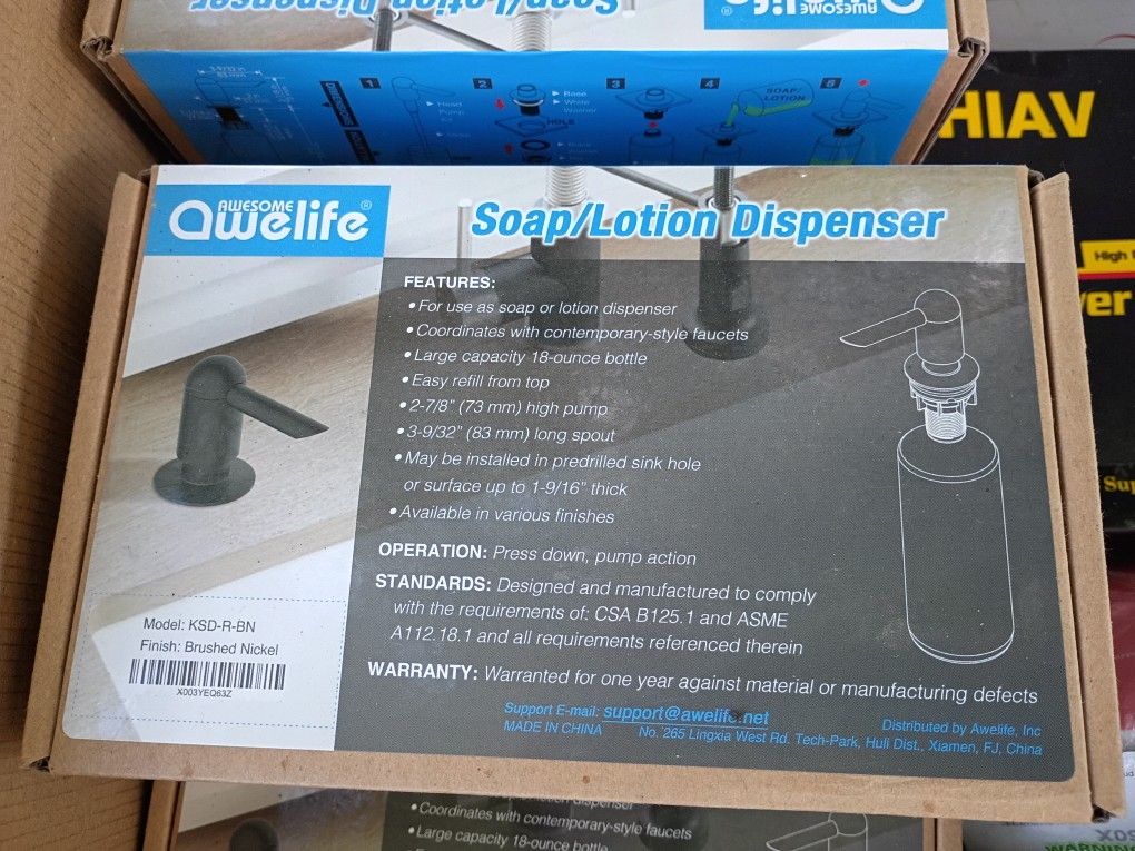 Soap/lotion dispenser