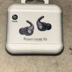 Powerbeats Fit