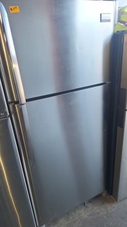 APARTMENT REFRIGERATOR (DELIVERED)