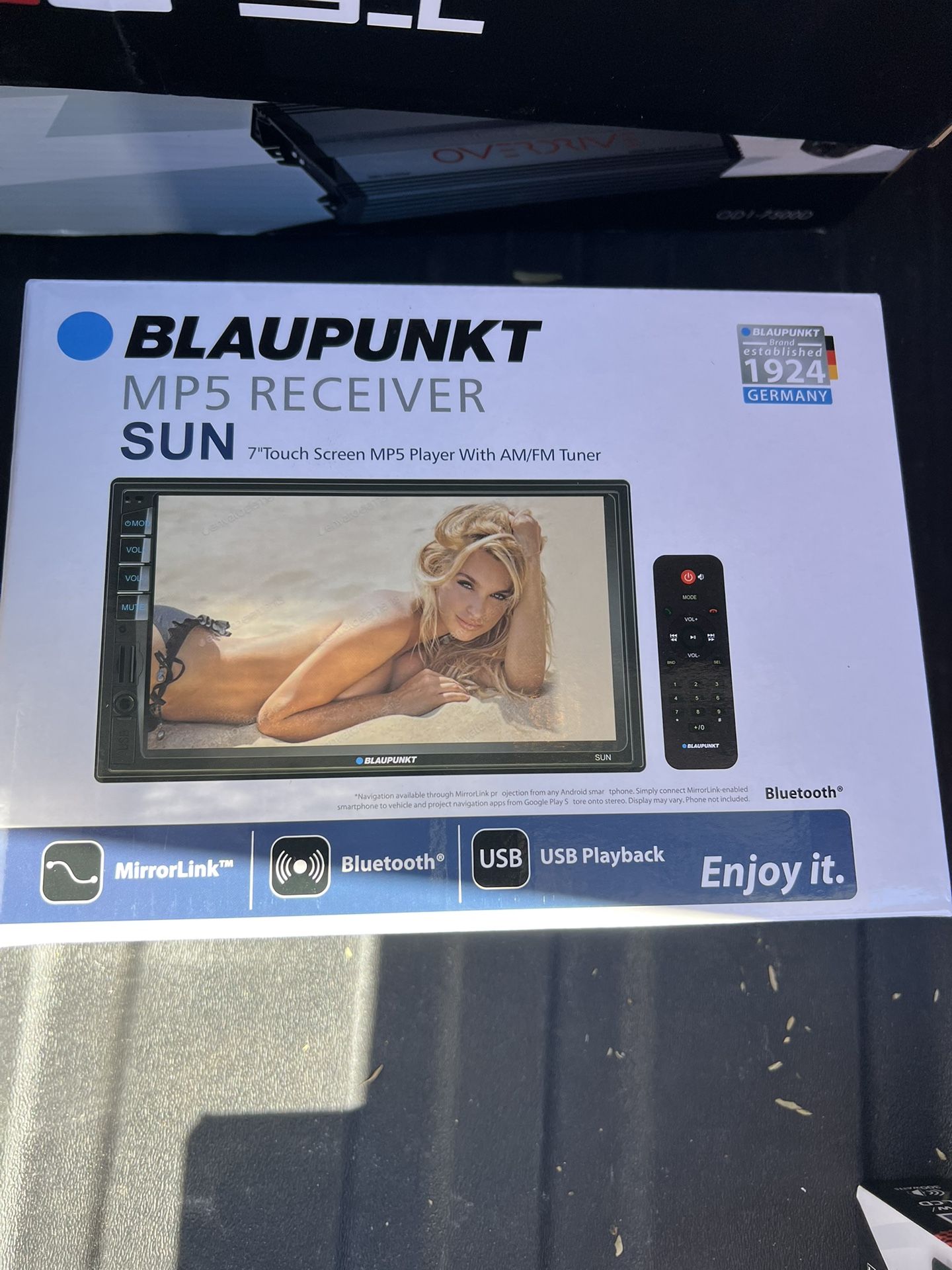 Blaupunkt Double Din Radio 