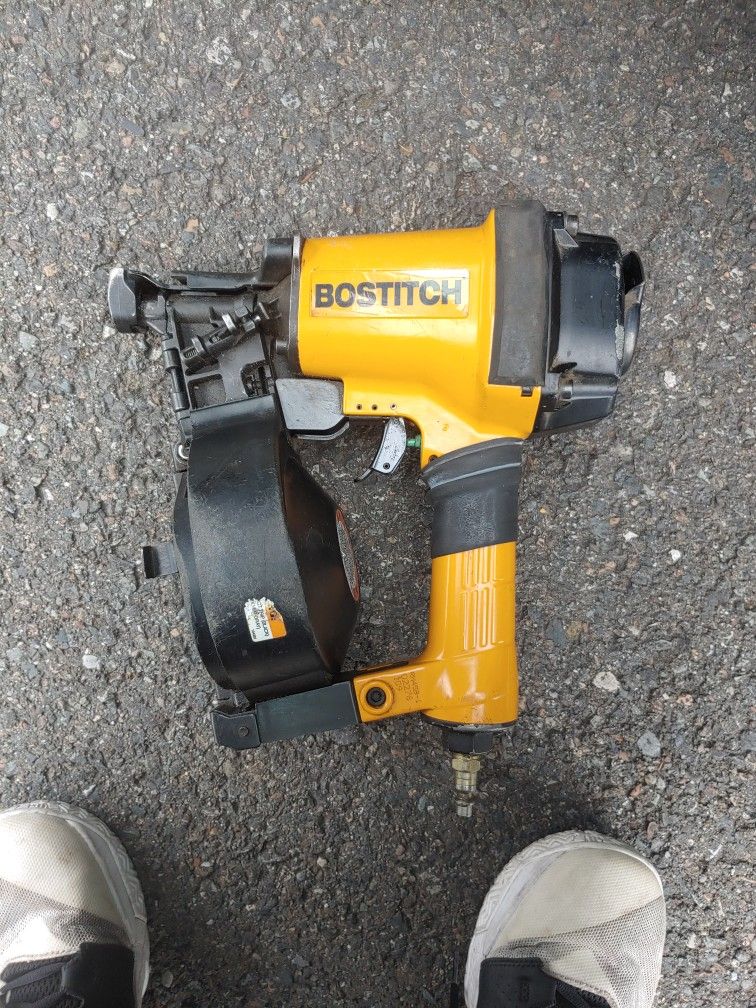 Bostitch RN46-1 Coil Roofing Nailer